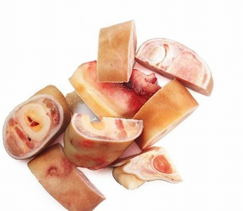 FROZEN COW FOOT BAG (£2.99) (~1KG)